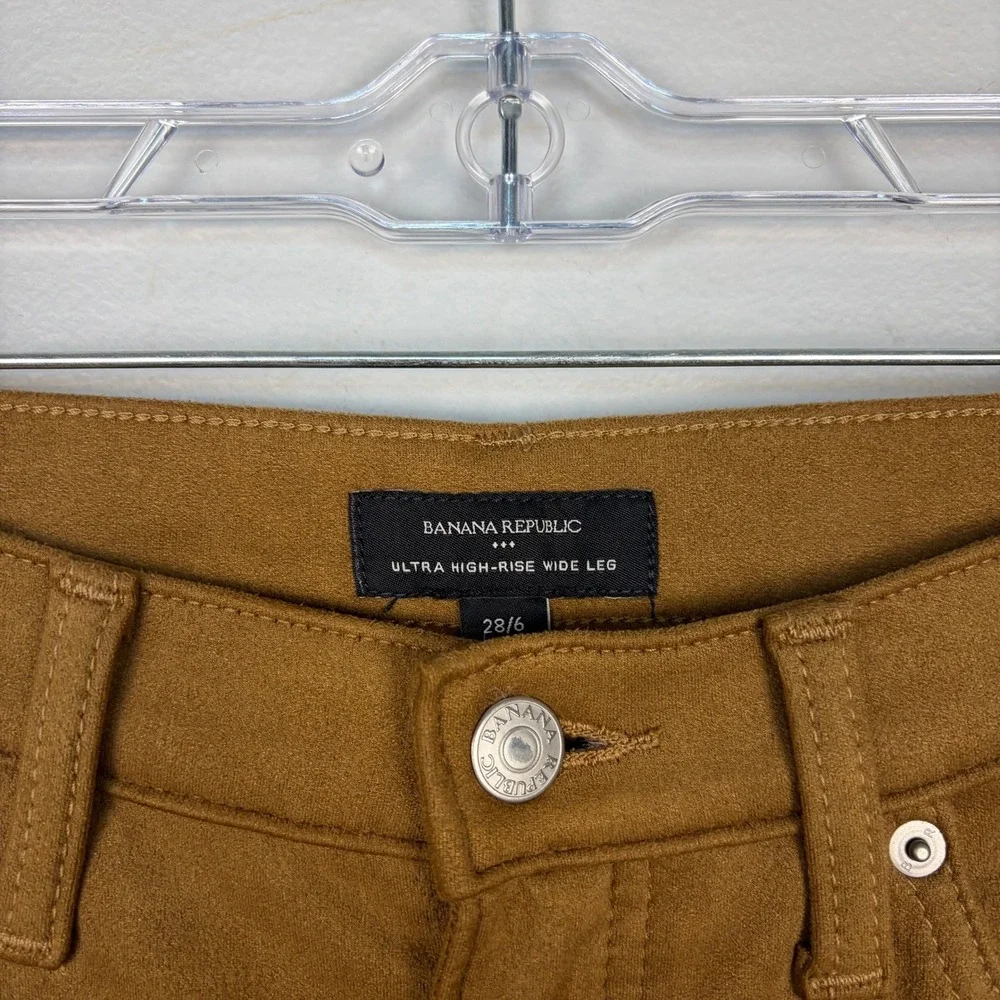Banana Republic Ultra High-Rise Wide-Leg Vegan Suede Pant Tan Clean Girl Size 28